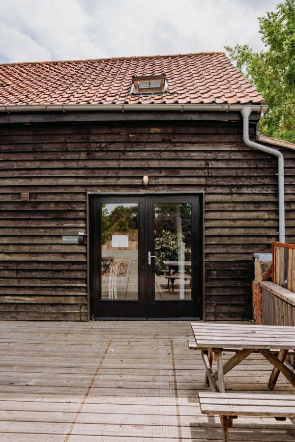 Creeksea Place Barns Burnham-on-Crouch Zewnętrze zdjęcie